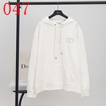 フェンディ パーカー コピー 即納